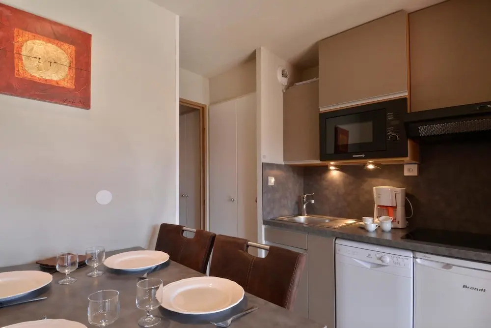 Belle Plagne Apartment for 5 Peoples of 28mâ² on the Slopes And209
