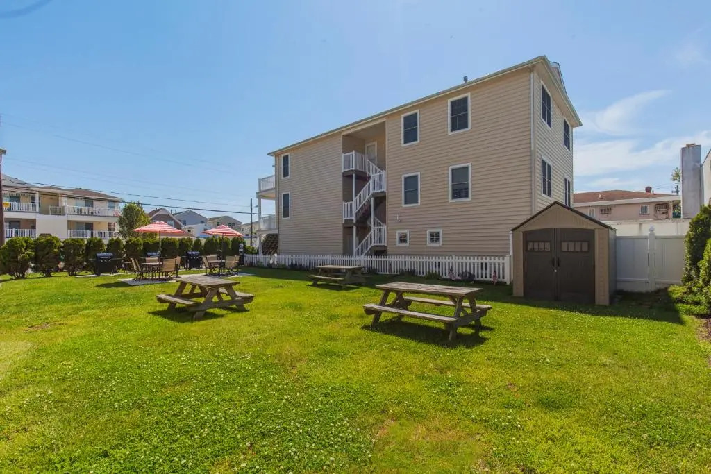 Esplanade Suites - A Sundance Vacations Property
