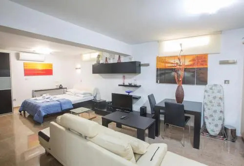 Beautiful 5 Star Holiday Villa in a Prime Location in Protaras, Book Early To Secure Your Dates, Protaras Villa 1269