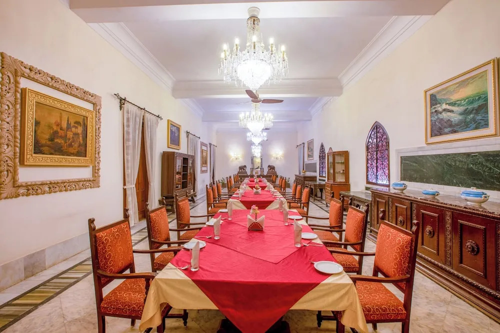 Nilambag Palace Hotel
