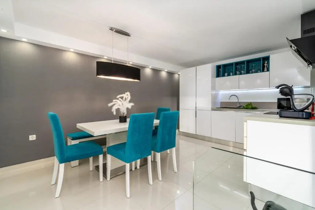 Villa Lea 5-bedroom villa with private pool and amazing views of city and sea