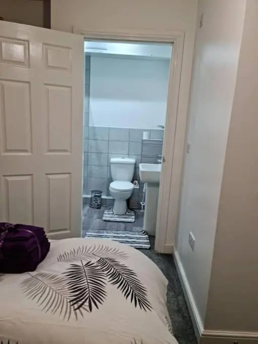 Impeccable 4-bed House Near Manchester City Centre