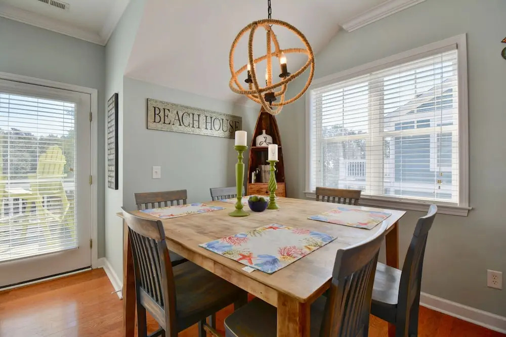 1 Block To Beach! Ocean-view Oak Island 4 Bedroom Home
