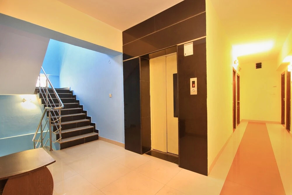 Charu Comforts by OYO Rooms