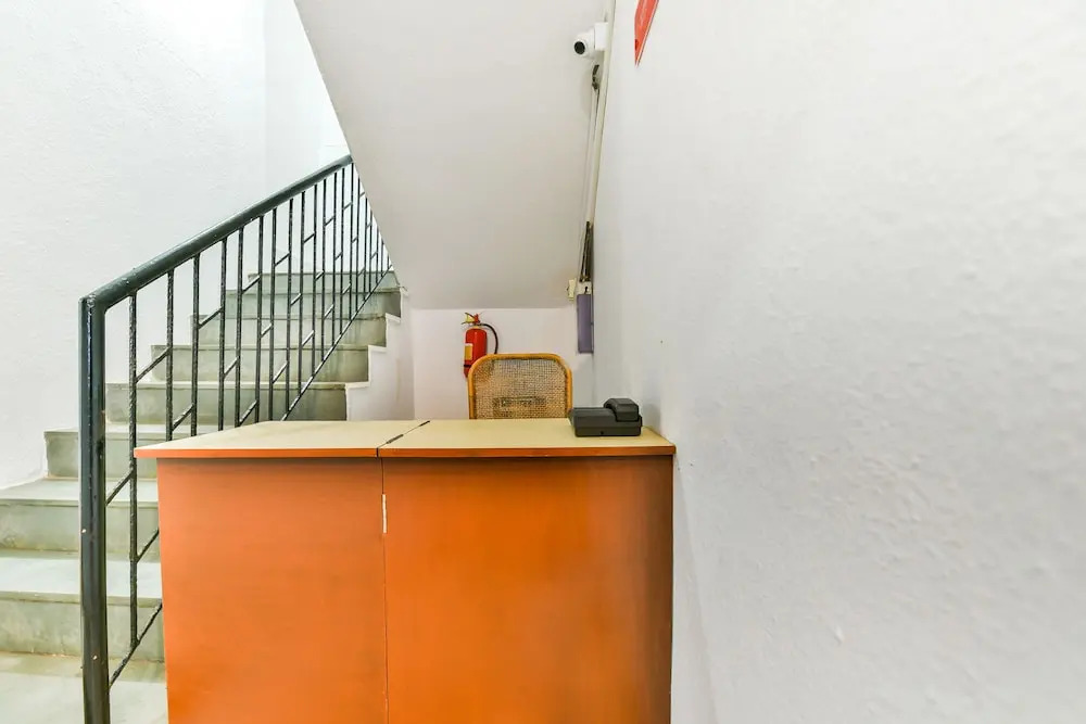 OYO 17110 Joy Guest House