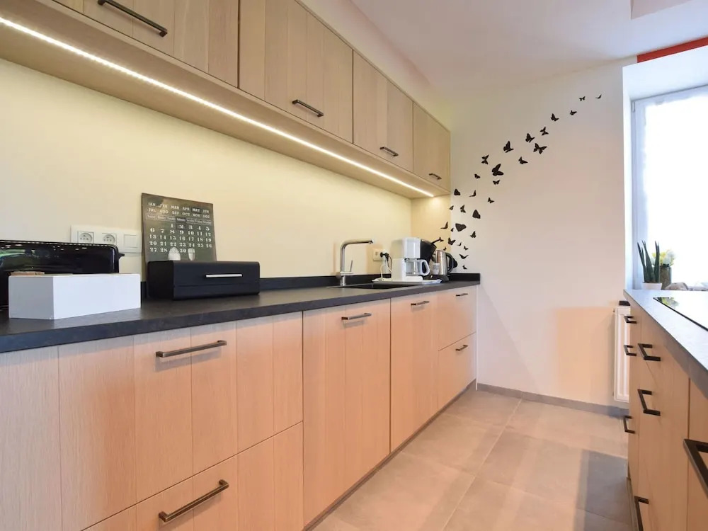 Lavish Holiday Home In Chassepierre With Terrace