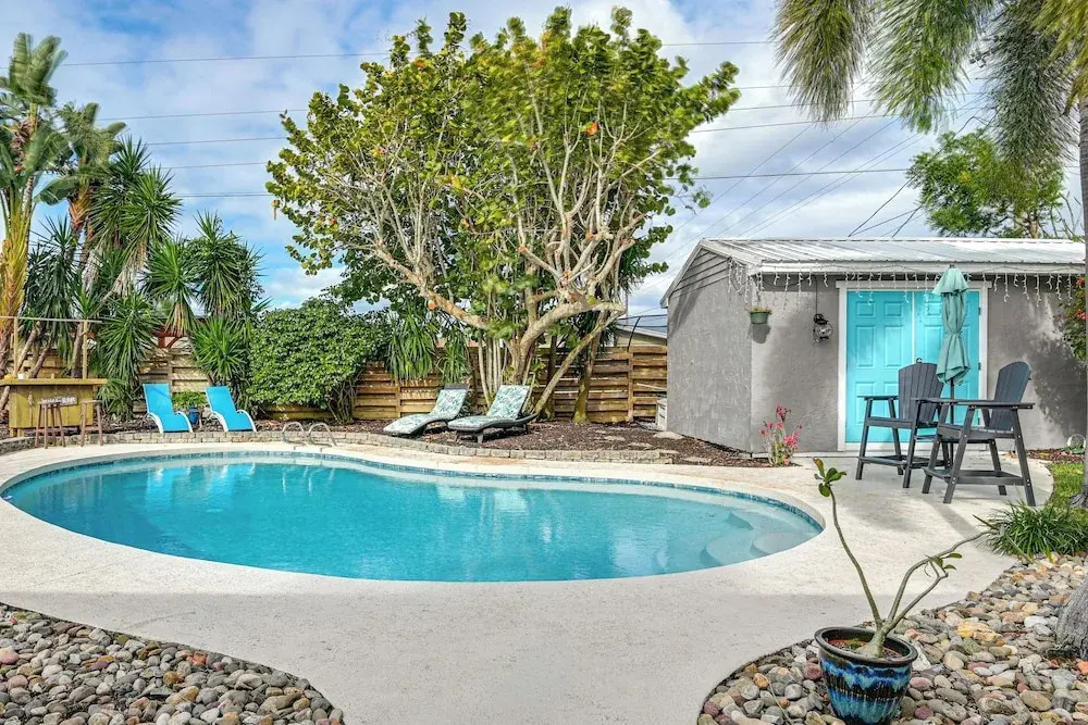 1/2 Mi to River! Poolside Escape on Merritt Island