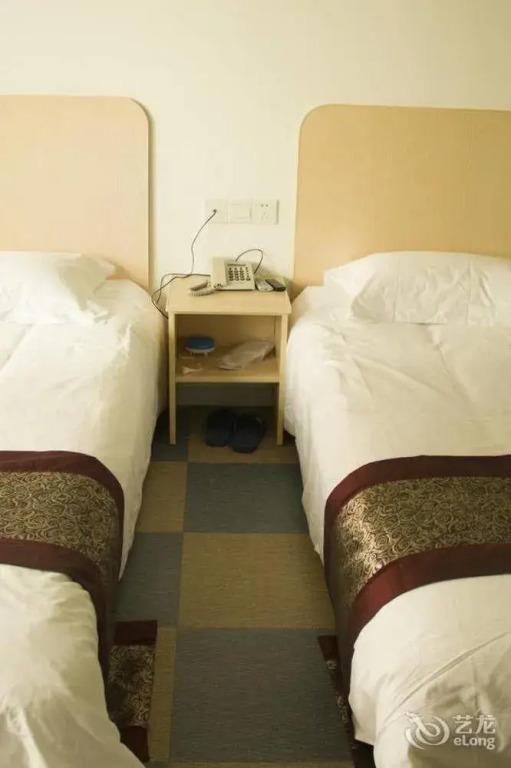 Lanting Business Hotel(青岛兰亭商务宾馆)