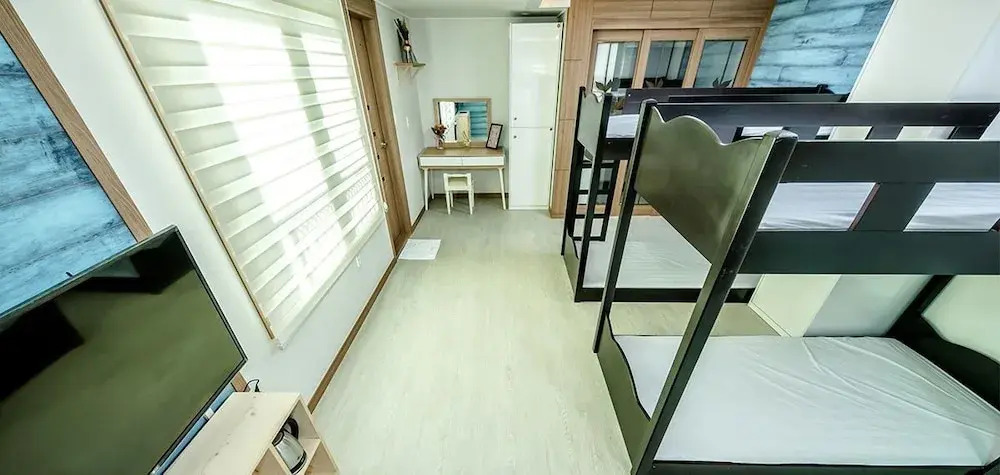 Holkae House - Hostel