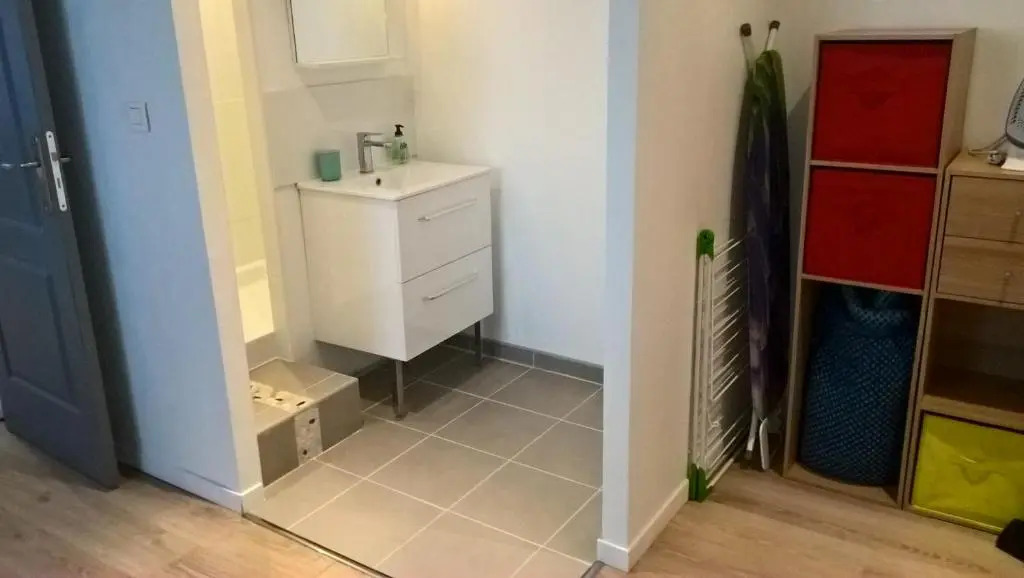 Rent4night Grenoble Europole