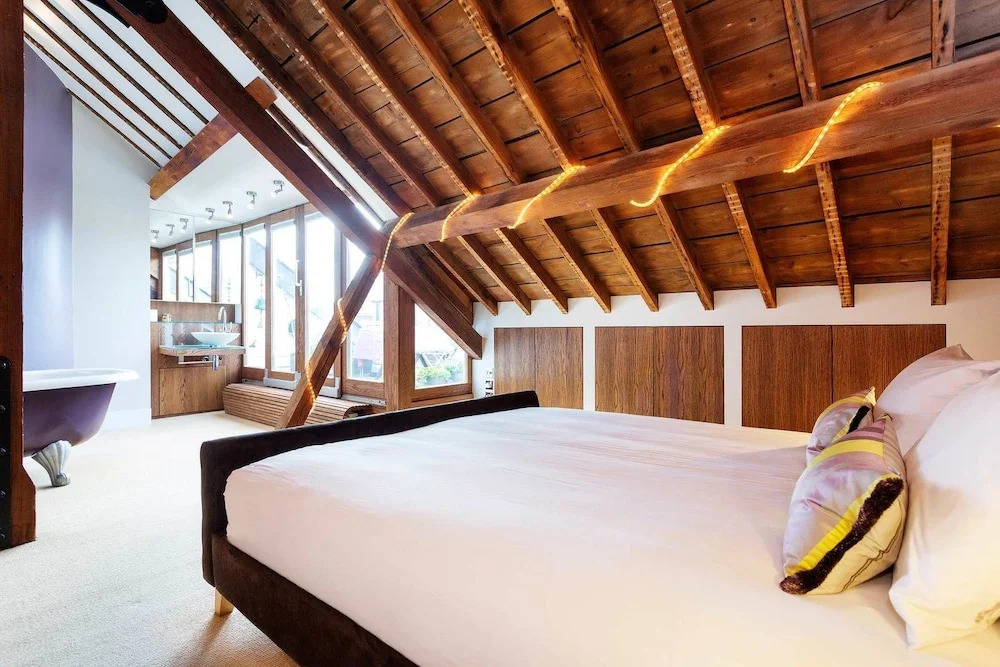 Warehouse Loft in London Bridge