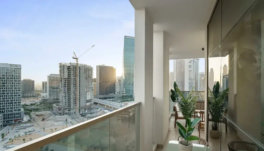 2BR w Canal & Burj View Near Dubai Mall