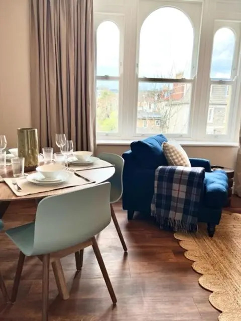 Redland Suites - Apartment 6