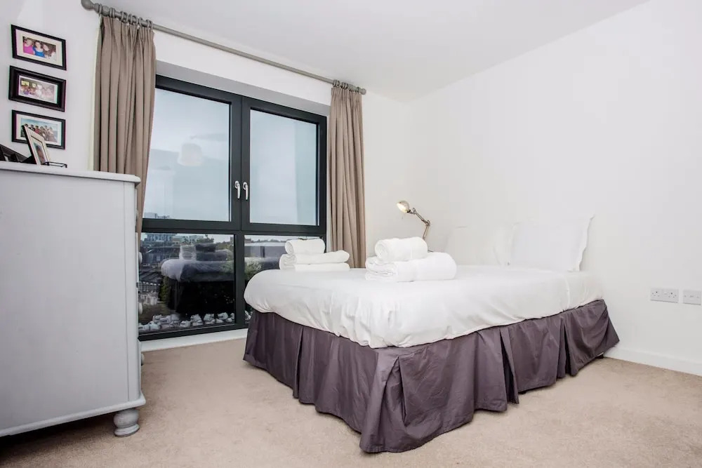 2 Bedroom Flat in West London