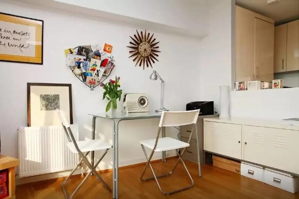Fabulous Views From Lovely Mini Penthouse