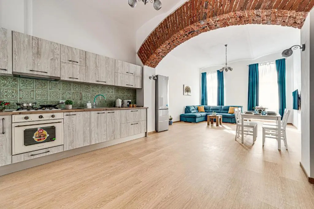ARI Central Apartment 2