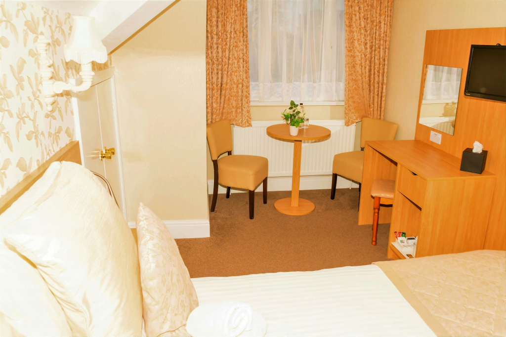 Kingston Theatre Hotel