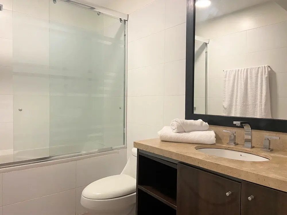 Redibuk - Luxury duplex 1BR Miraflores