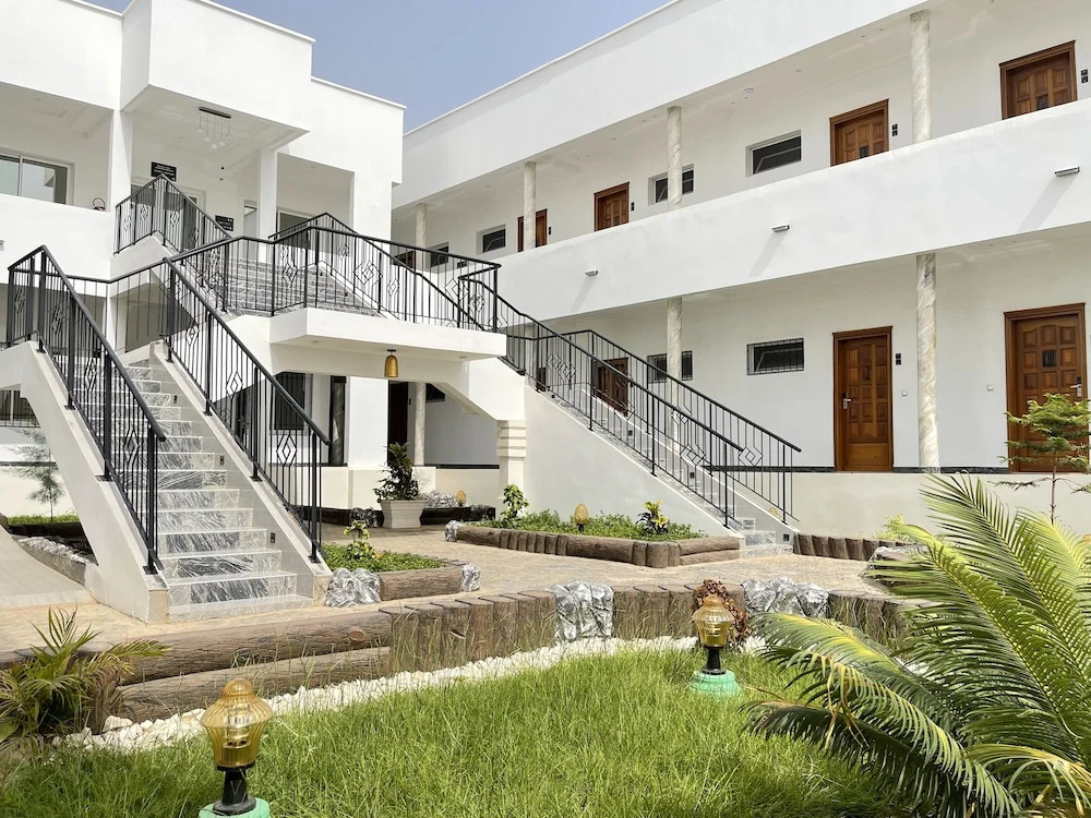 Shalom City Hotel
