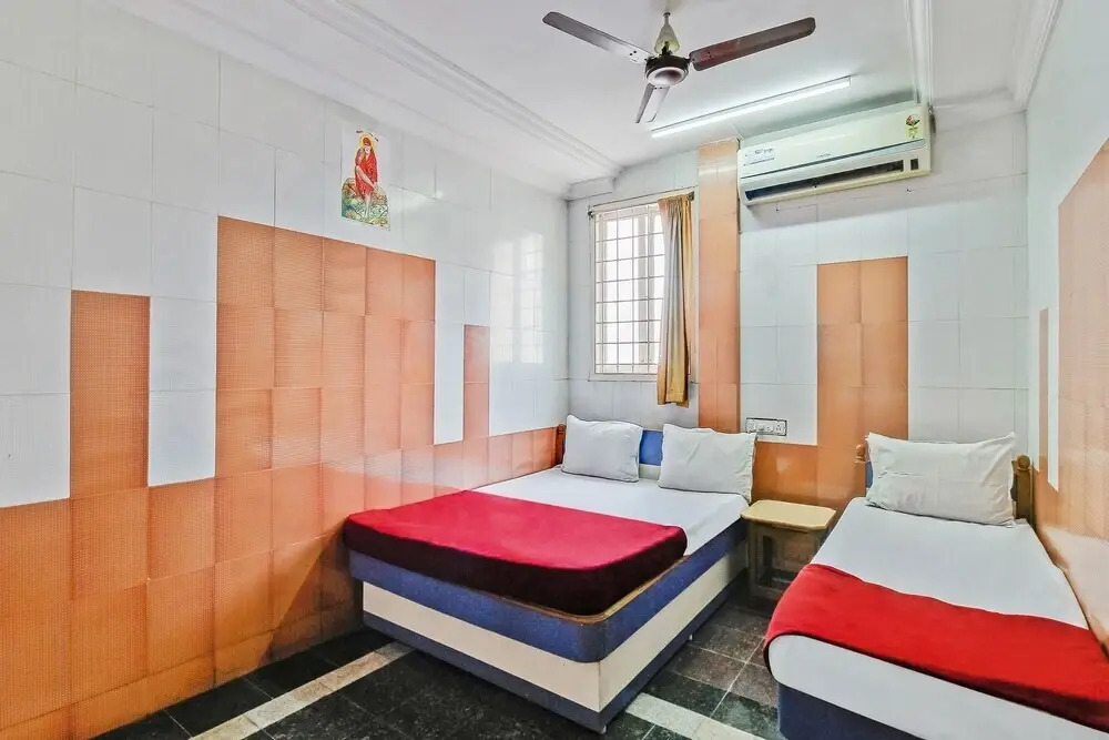 SVR Sai Priya by OYO Rooms