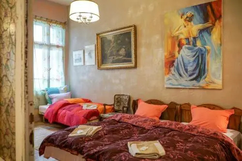 Rooster Hostel