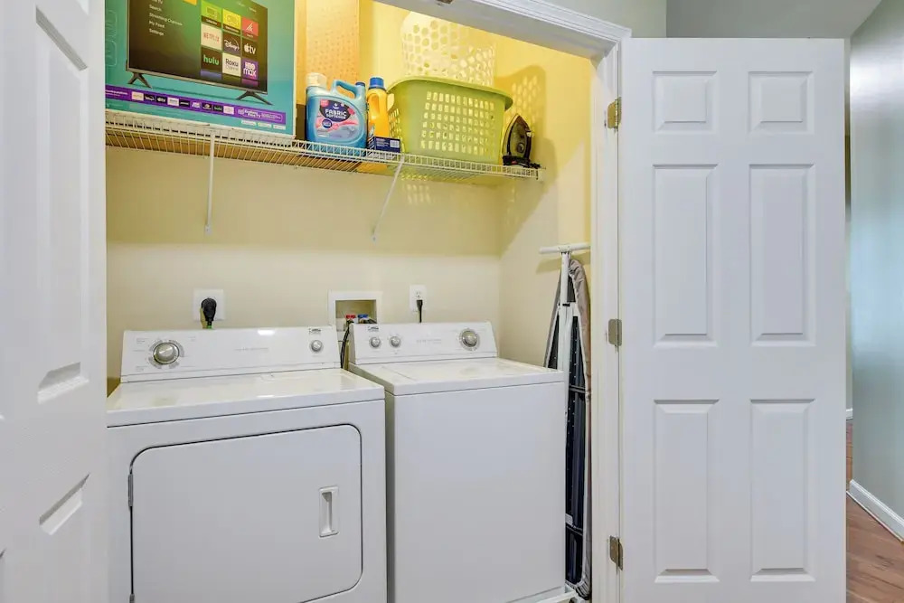Capitol Heights Apartment ~ 8 Mi to National Mall!