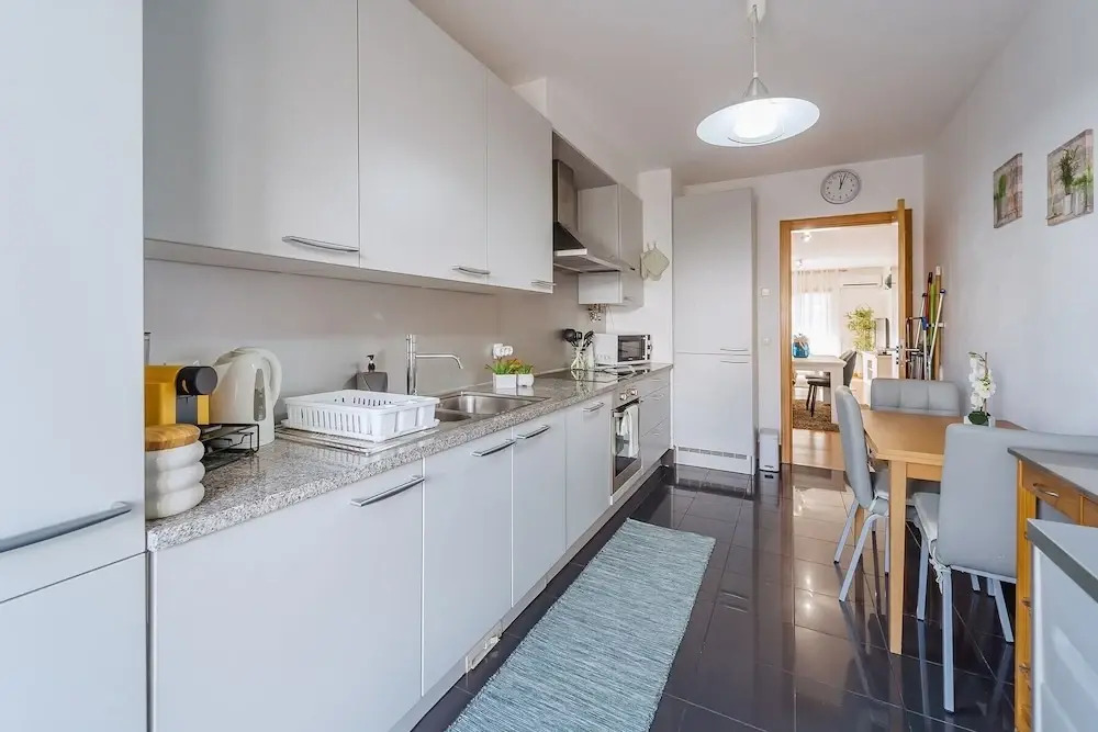 Apartment-2bedroom-1bathroom-petfriendly-garage