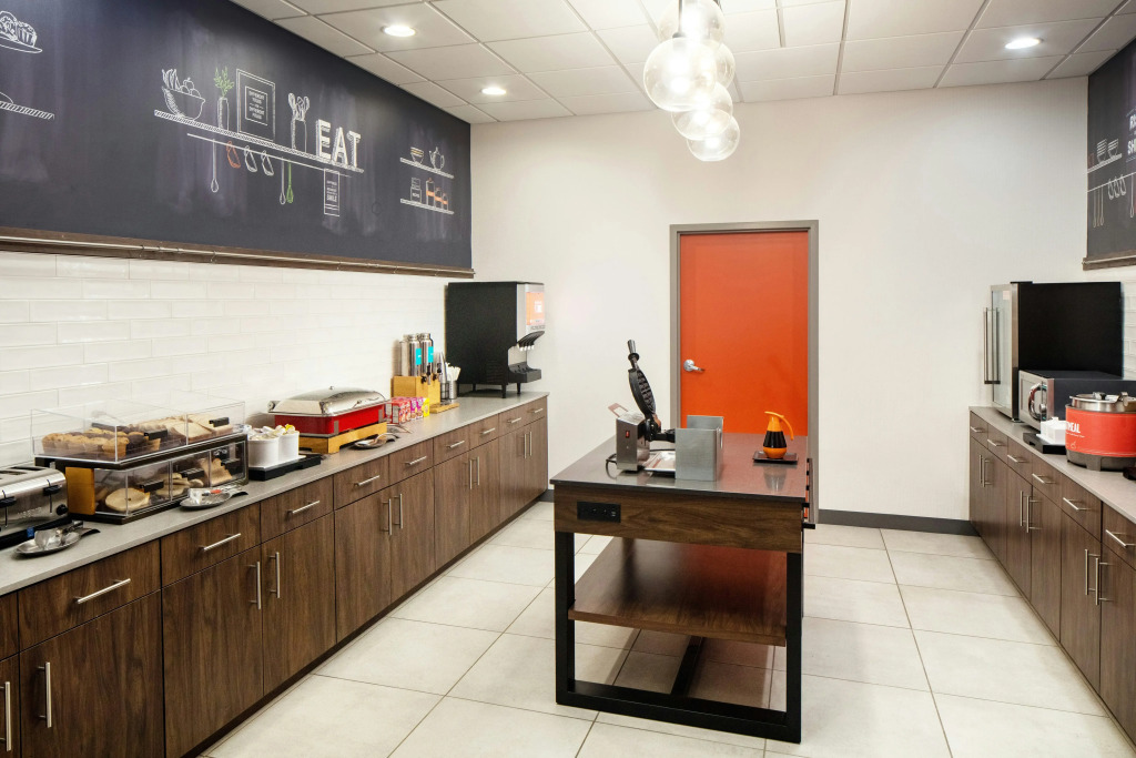 Hampton Inn & Suites Parker
