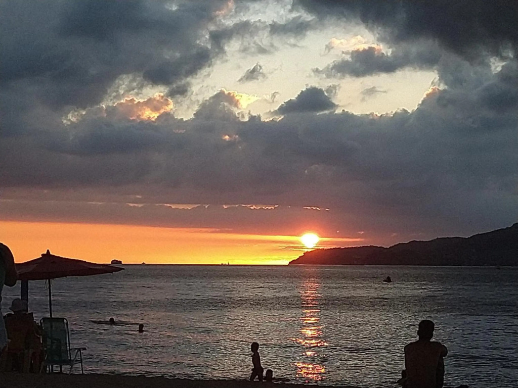Suite Ilhabela - com varanda e vista panorâmica
