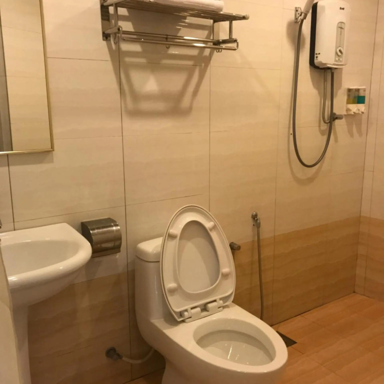 SE Hotel 2
