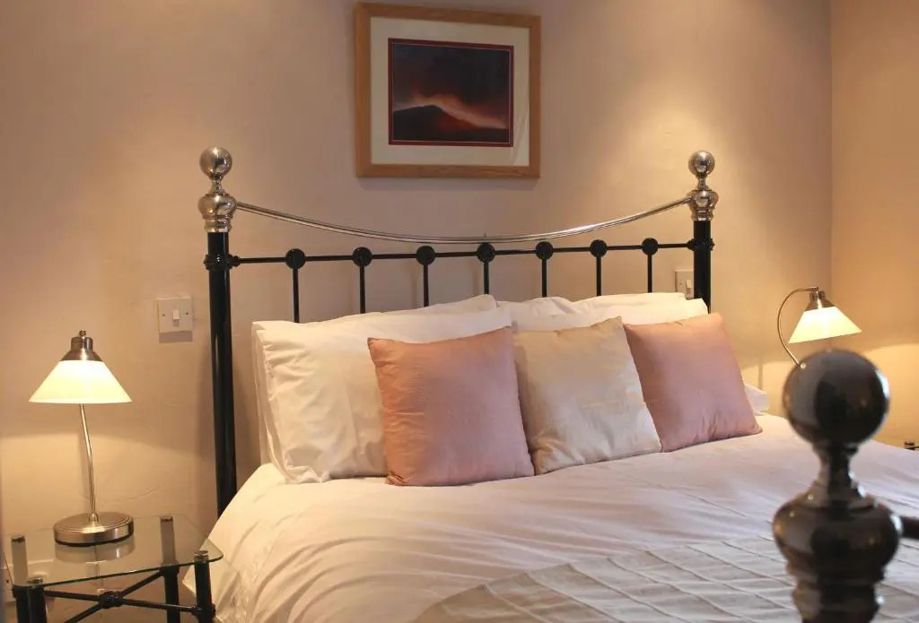 Alston Art Apartments