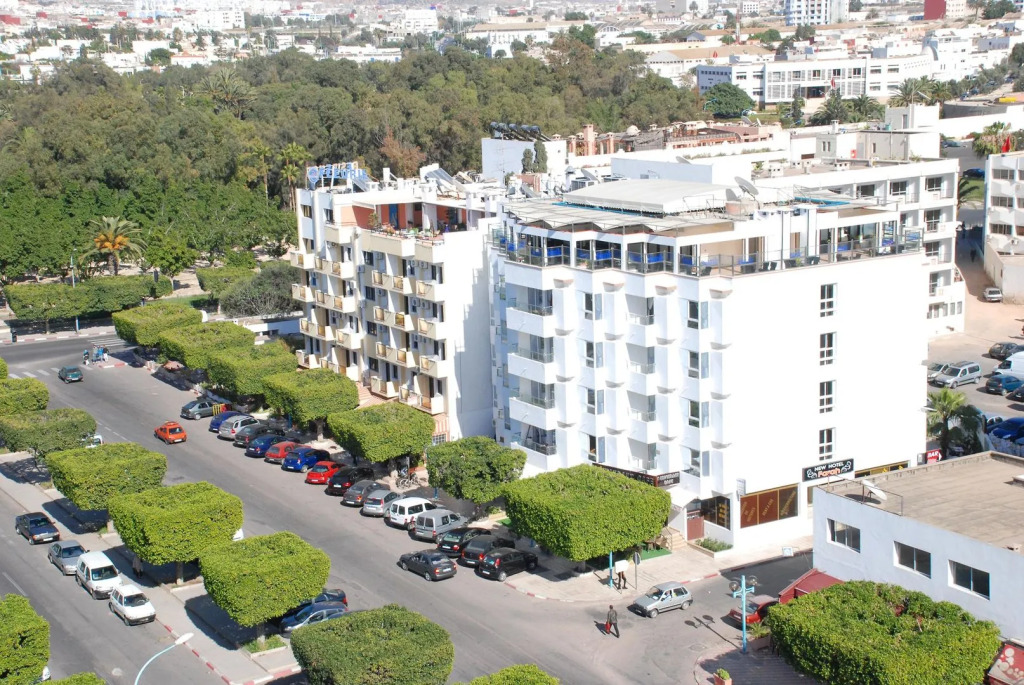 New Farah Hotel