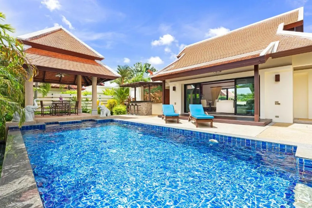 Tropical Living at 3BR Pool Villa Bianca, Baan Bua Luxury Estate, Nai Harn Beach
