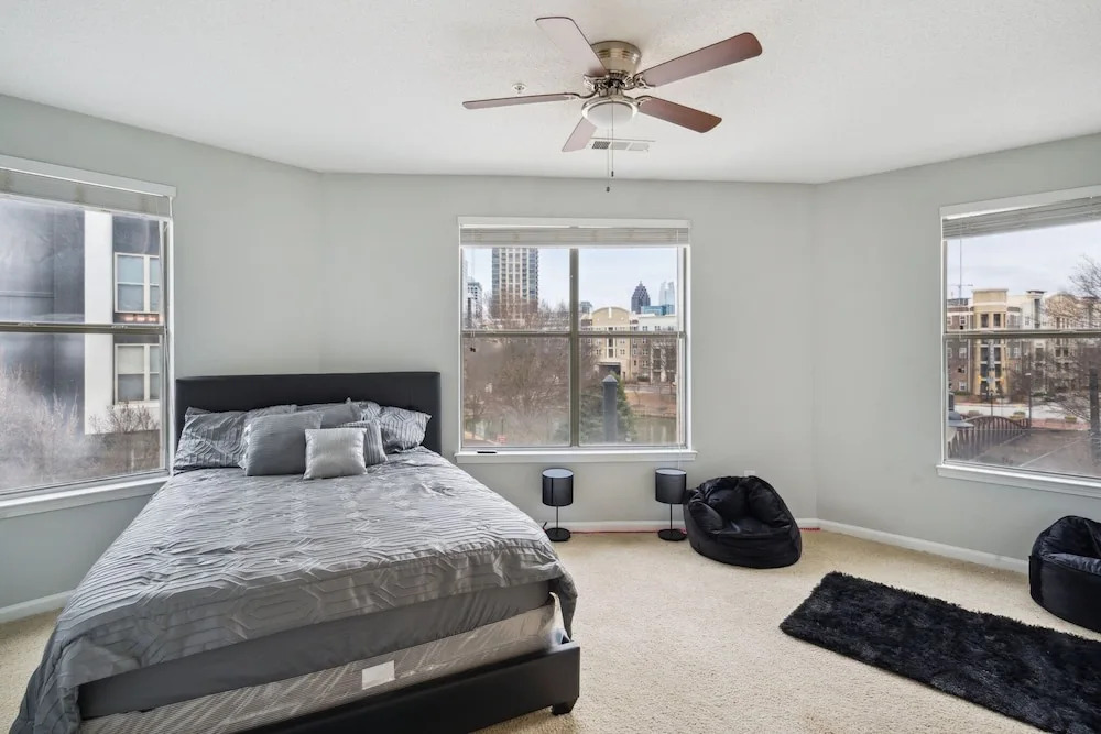 Beautifull Stays Extravagant & Luxury Living 2 Bedroom Apts by RedAwning, Atlanta