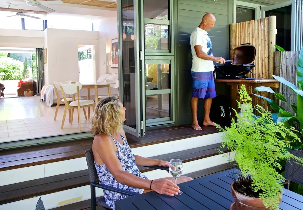 Driftwood Villas - Scotts Head