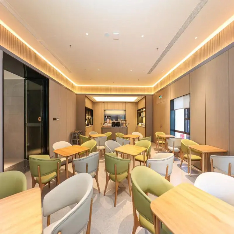 Ji Hotel Qingshan Lake Hongdu North Avenue