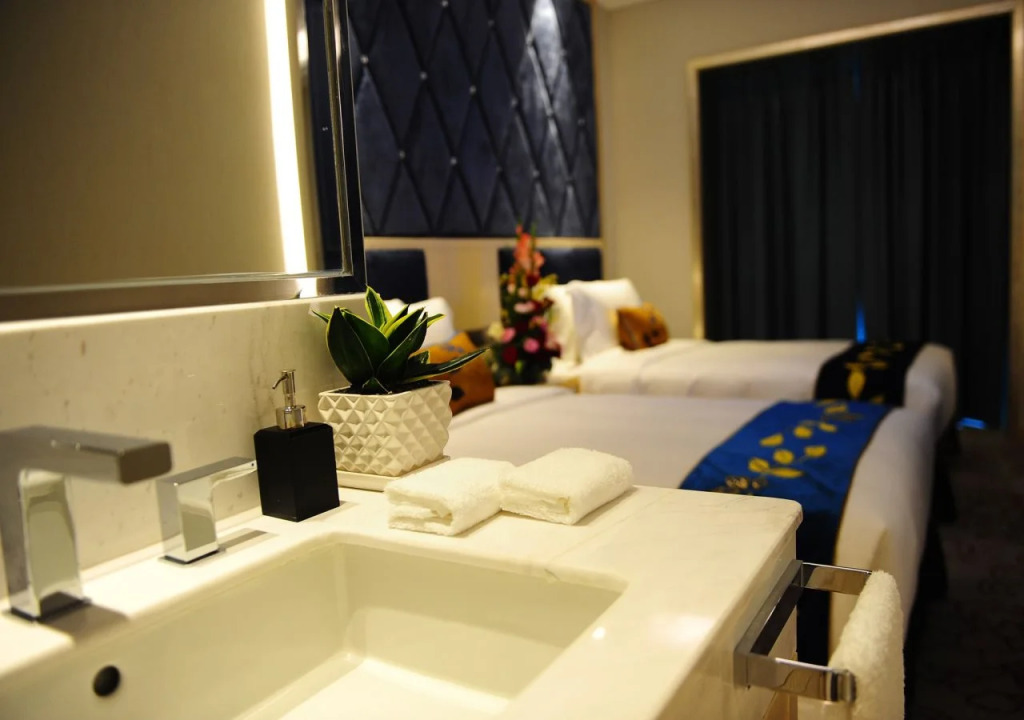 Sanya Beauty Crown Hotel