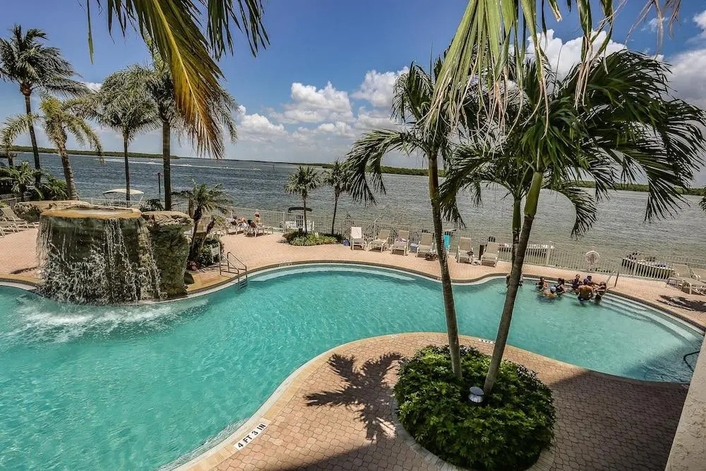Lovers Key Resort 1108