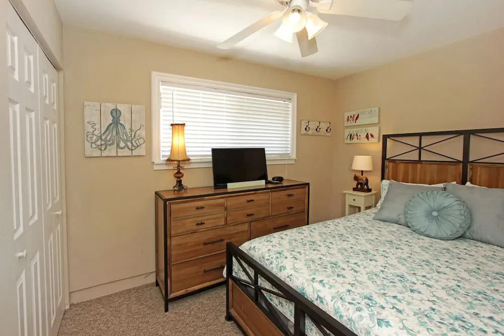 301 32nd St A Jaca 2 Bedroom Duplex