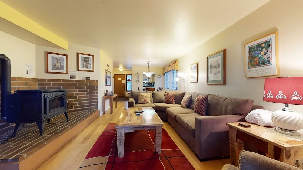 Wild Rose 13 2 Bedrooms 2 Bathrooms Condo