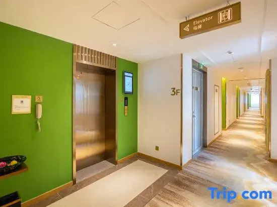 Vienna 3 best hotel (Tianshui Fuxi Temple ancient city store)