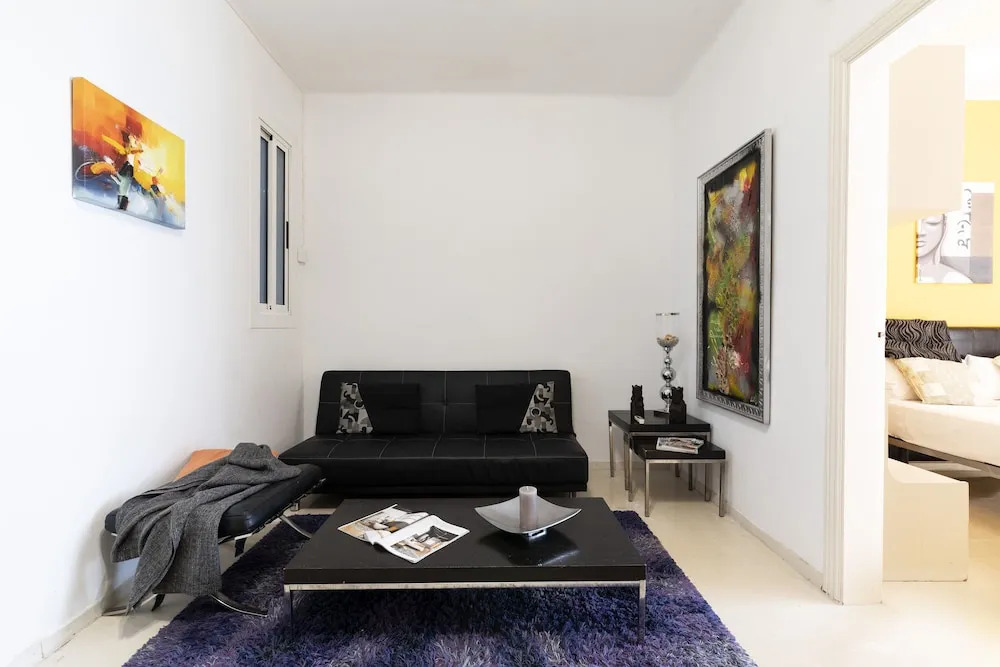 AB Paral·lel Spacious Apartments