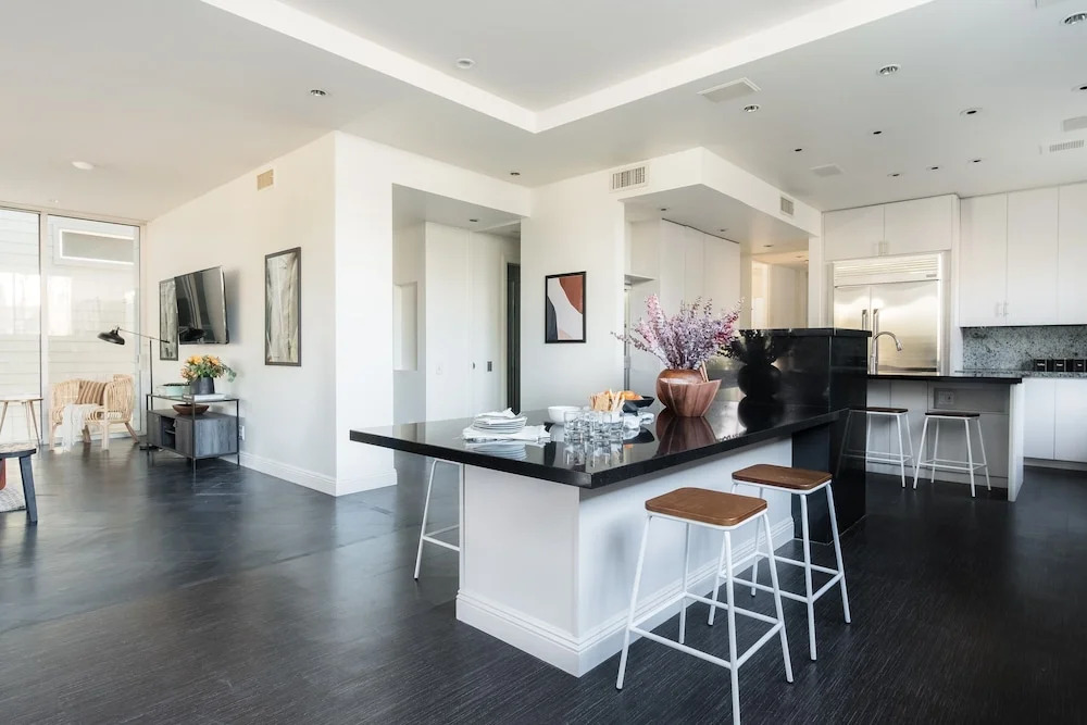 Balboa I by Avantstay - Stylish Condo Balboa Park Adjacent w/ Views!