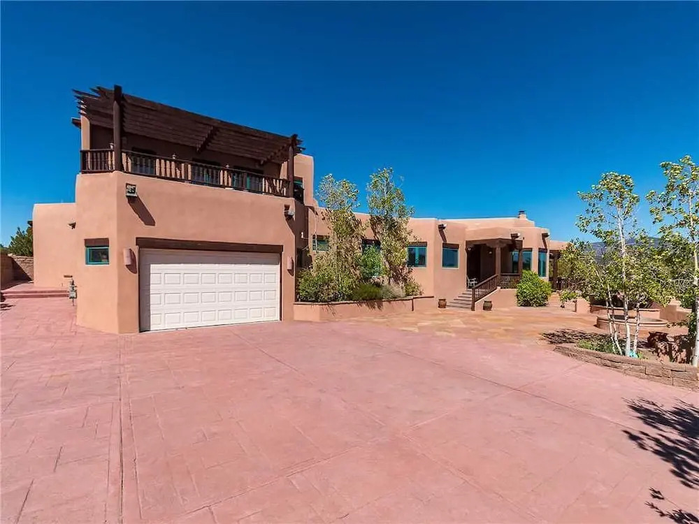 Dorthia Garden Retreat & Views by Kokopelli Property Management
