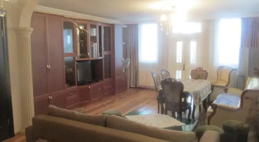 Giorgis Guest House