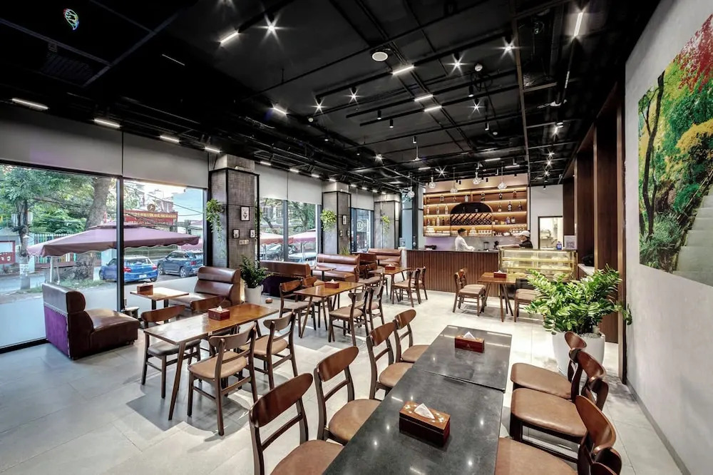 A25 Premium Hotel - 18 Nguyen Hy Quang