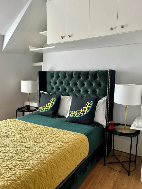 Remarkable 2-bed House in London