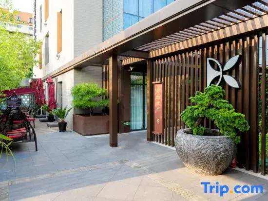 Huayun Dingxiang Hotel (Beijing South Station Niujie Branch)