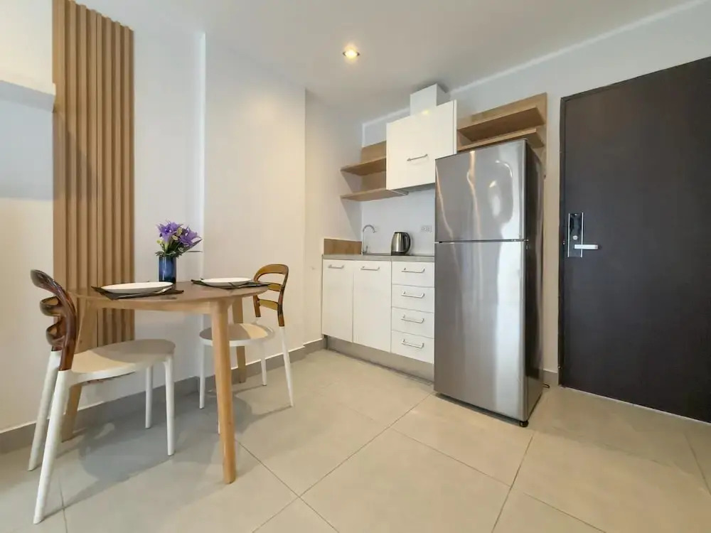 Garden View Apt- 1BR T1-103