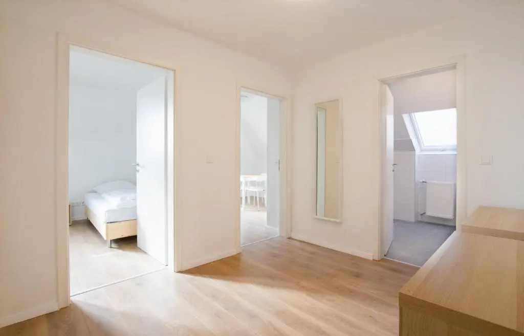 T&K Apartments - Studio Apartments - 22 min MESSE DUS & Airport DUS